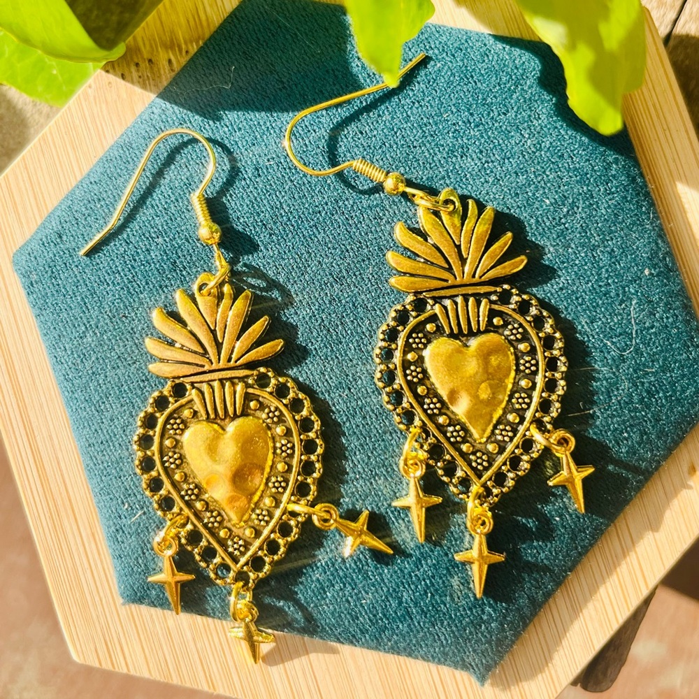 Milagro Sacred Heart ♥️🔥 Earrings